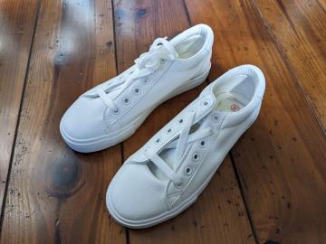 Vi 23cm fB[X Xj[J[ zCg V[Y [Jbg C