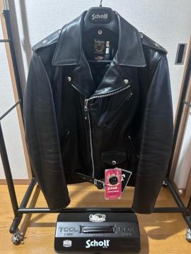 ����/�F���ǁySchott(�V���b�g)�z613UST One Star (40)