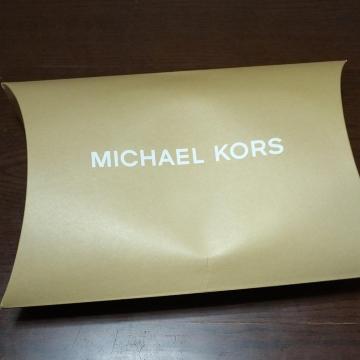 MICHEL KORS 箱