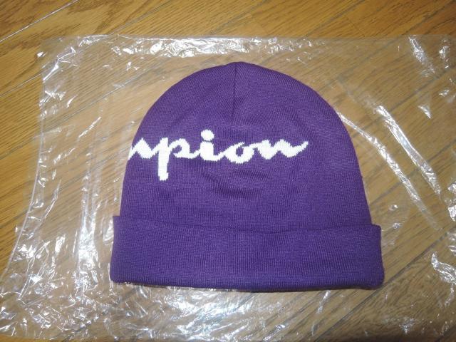 新品 Champion チャンピオン ニットキャップ パープル紫 ロゴ LOGO ビーニー < ブランド  新品 Champion チャンピオン ニットキャップ パープル紫 ロゴ LOGO ビーニー < ブランドの