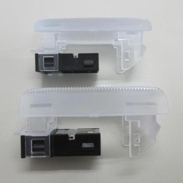 純正品 ドアカーテシランプ ランドクルーザー 250 フロ < 自動車/バイク 純正品 ドアカーテシランプ ランドクルーザー 250 フロ < 自動車/バイク