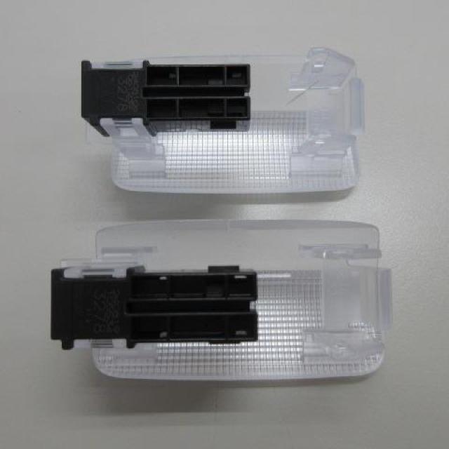 純正品 ドアカーテシランプ ランドクルーザー 250 フロ < 自動車/バイク 純正品 ドアカーテシランプ ランドクルーザー 250 フロ < 自動車/バイク