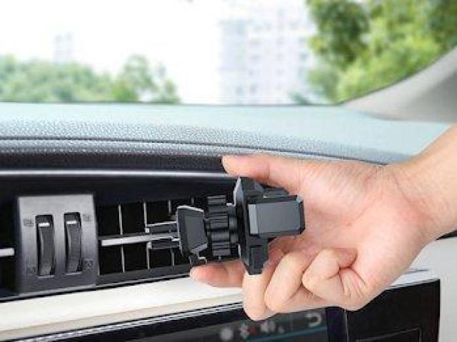 車載スマホホルダー ブラック 空気吹き出し口設置タイプ < 自動車/バイク 車載スマホホルダー ブラック 空気吹き出し口設置タイプ < 自動車/バイク