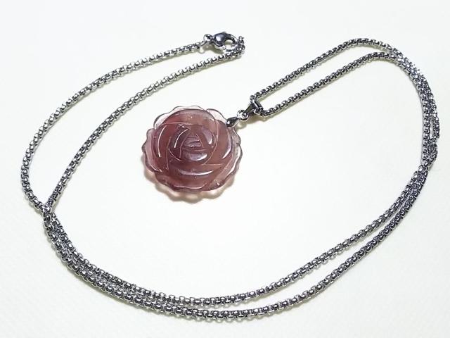 天然石★ピンクエピドート 薔薇彫り ペンダント < 女性アクセサリー/時計 天然石★ピンクエピドート 薔薇彫り ペンダント < 女性アクセサリー/時計の