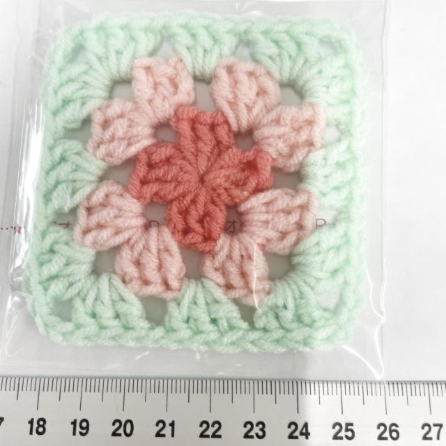 8*ハンドメイド♪春色♪グラニースクエアモチーフ 4 < ペット/手芸/園芸 8*ハンドメイド♪春色♪グラニースクエアモチーフ 4 < ペット/手芸/園芸の