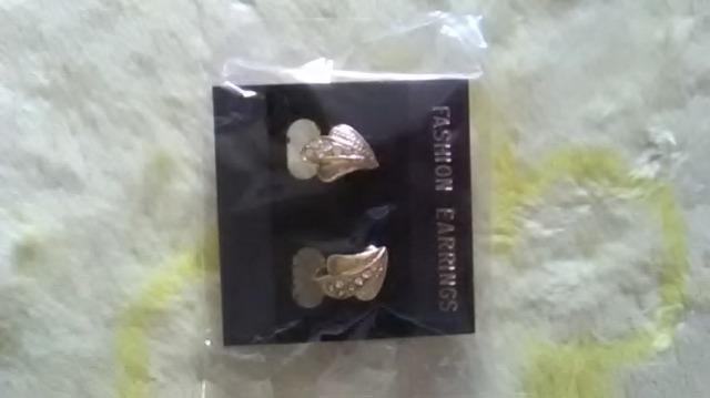 新品*イヤリング < 女性アクセサリー/時計 新品*イヤリング < 女性アクセサリー/時計の