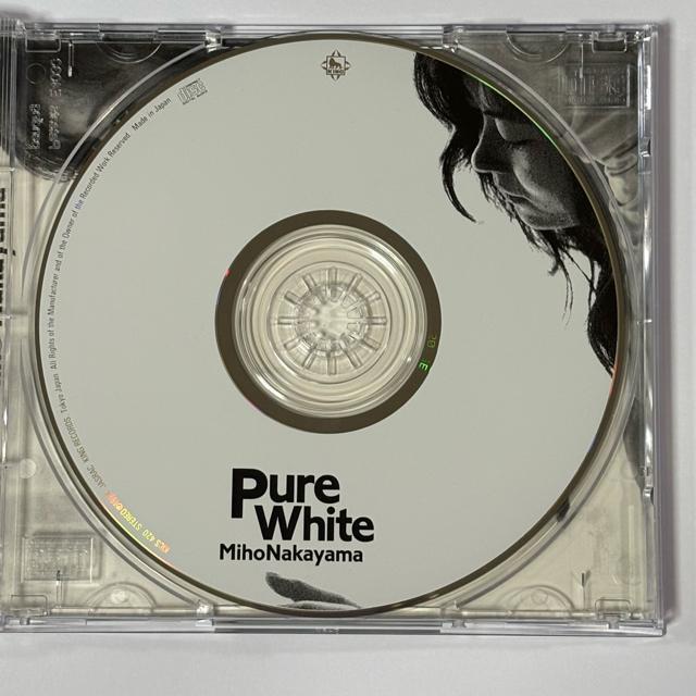 R / pure white  ^gObY 