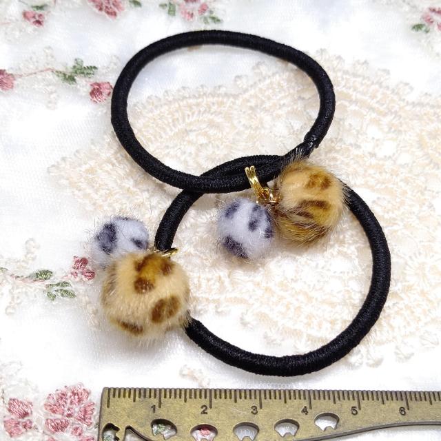 ハンドメイド☆ヘアゴム☆同デザイン☆2個セット < 女性ファッション ハンドメイド☆ヘアゴム☆同デザイン☆2個セット < 女性ファッションの