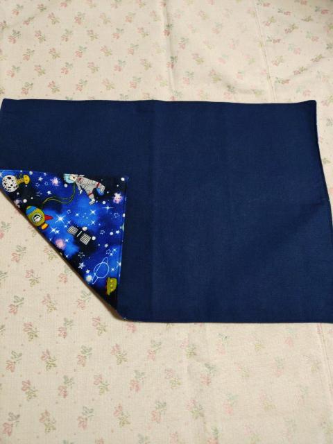 【送料無料】ハンドメイド ランチョンマット リバーシブル 宇宙 無地 入園 入学 < インテリア/ライフ 【送料無料】ハンドメイド ランチョンマット リバーシブル 宇宙 無地 入園 入学 < インテリア/ライフの