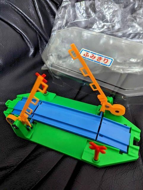 ゆうパック送料無料/絶版品/超稀少品/旧ロゴマーク/日本製/TOMY/トミー/プラレール/情景部品/ふみきり/はね橋 < ホビー ゆうパック送料無料/絶版品/超稀少品/旧ロゴマーク/日本製/TOMY/トミー/プラレール/情景部品/ふみきり/はね橋 < ホビーの