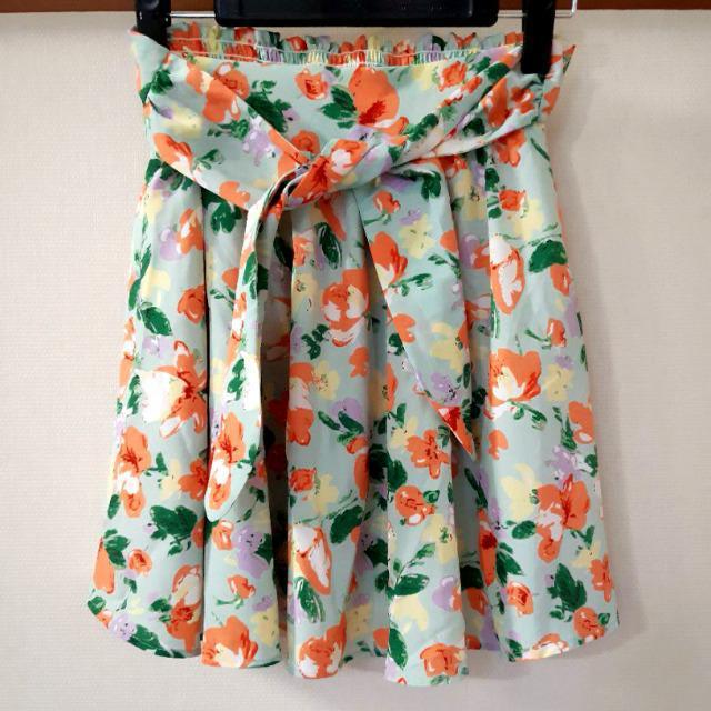 美品*Rojita*花柄セットアップ < 女性ファッション  美品*Rojita*花柄セットアップ < 女性ファッションの