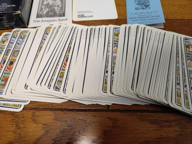 The Jungian Tarot ユング 1988 タロット < ホビー  The Jungian Tarot ユング 1988 タロット < ホビーの