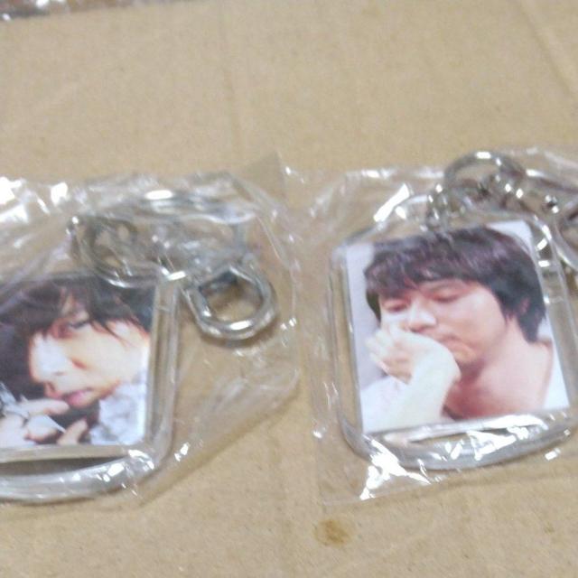 ☆パク・ヨンハ☆写真入りキ−ホルダー2コ < タレントグッズ  ☆パク・ヨンハ☆写真入りキ−ホルダー2コ < タレントグッズの