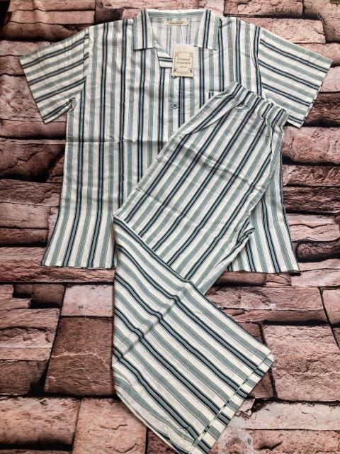 送料無料!さらさら快適!インド綿100% ストライプ柄 レディースパジャマ(2色から)1組 < 女性ファッション 送料無料!さらさら快適!インド綿100% ストライプ柄 レディースパジャマ(2色から)1組 < 女性ファッションの