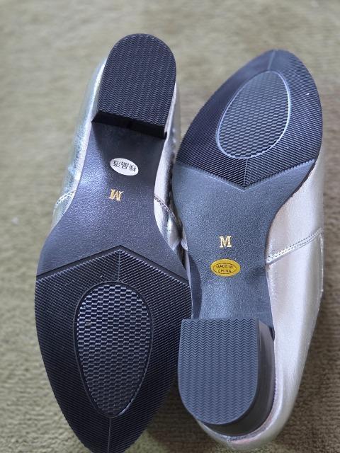 Realta(レアルタ) スタッズラインが綺麗なオペラシューズ < 女性ファッション Realta(レアルタ) スタッズラインが綺麗なオペラシューズ < 女性ファッションの