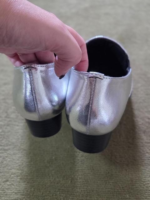 Realta(レアルタ) スタッズラインが綺麗なオペラシューズ < 女性ファッション Realta(レアルタ) スタッズラインが綺麗なオペラシューズ < 女性ファッションの