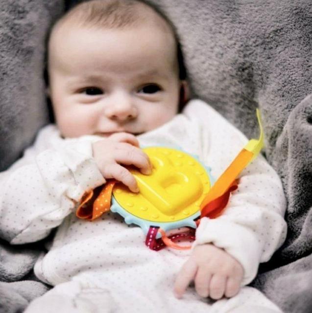 ラトル★ガラガラ★知育玩具★エブロボ★可愛い★赤ちゃん★ベビー★歯固め★出産祝い★ebulobo★Bタイプ★新品未使用★送料無料 < おもちゃ ラトル★ガラガラ★知育玩具★エブロボ★可愛い★赤ちゃん★ベビー★歯固め★出産祝い★ebulobo★Bタイプ★新品未使用★送料無料 < おもちゃの