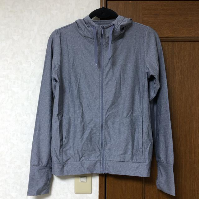 即決 CLOSSHI SPORTS パーカー < 女性ファッション  即決 CLOSSHI SPORTS パーカー  < 女性ファッションの