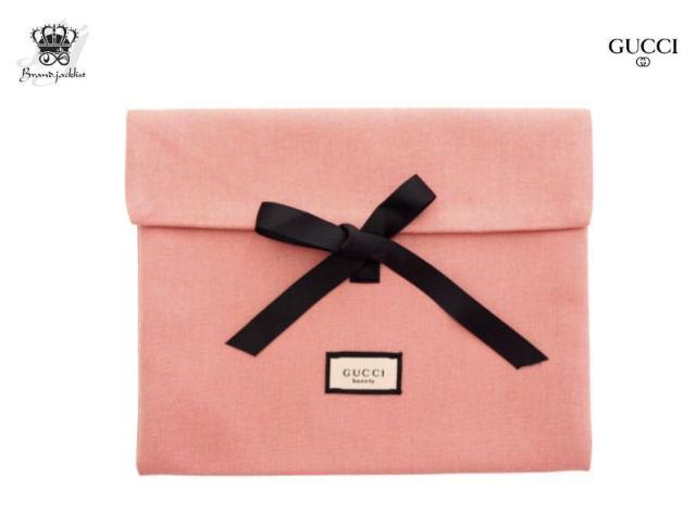 グッチ ギルティ ラブ エディション ノベルティ フラップポーチ リボン開閉 ピンク GUCCI beauty【正規品】 < ブランド グッチ ギルティ ラブ エディション ノベルティ フラップポーチ リボン開閉 ピンク GUCCI beauty【正規品】 < ブランドの