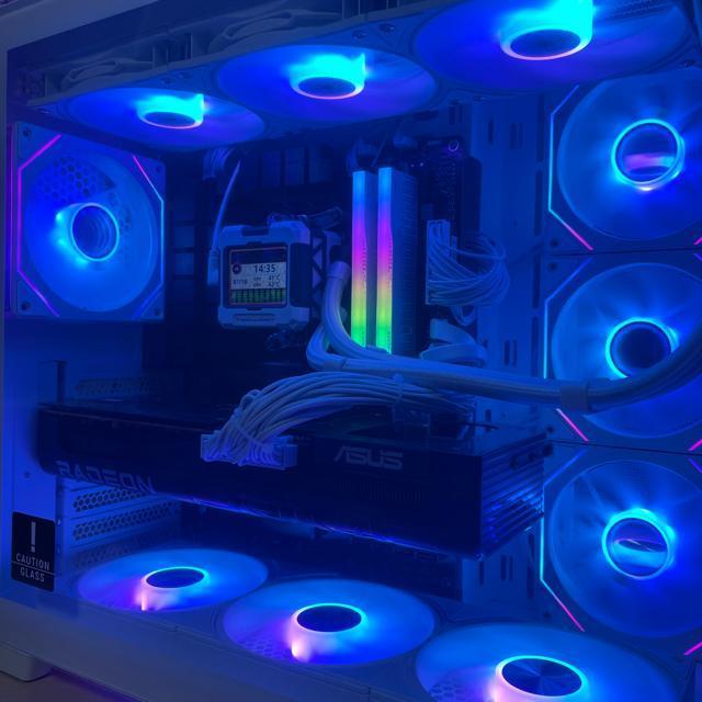 yViQ[~OPCzRyzen7 7800X3D RX9070XT 32GB SSD1TB 850W