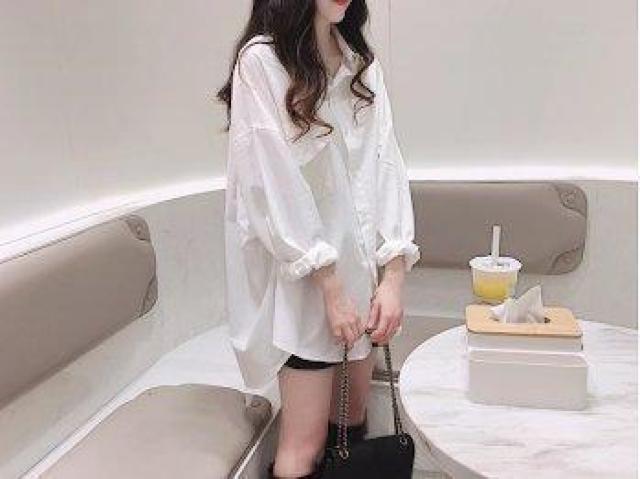 オーバーサイズ ワンピ風 シャツ ホワイト < 女性ファッション オーバーサイズ ワンピ風 シャツ ホワイト < 女性ファッションの