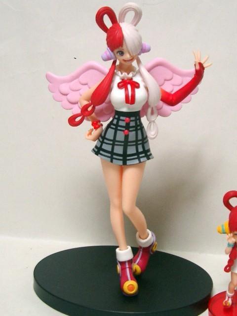 ◆ONE PIECE ワンピース<ウタ 2体フィギュア> < アニメ/コミック/キャラクター ◆ONE PIECE ワンピース<ウタ 2体フィギュア> < アニメ/コミック/キャラクターの