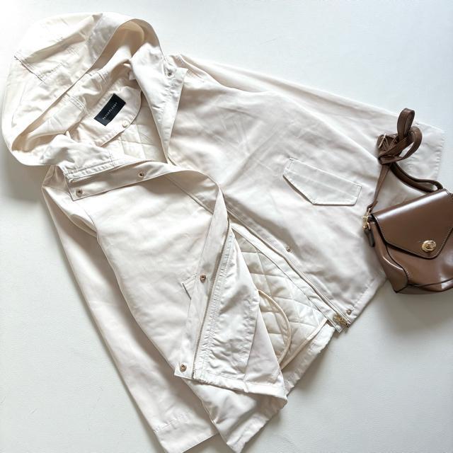 ◆美品◆インタープラネット◆キルティングライナー付マウンテンパーカー◆アイボリー < 女性ファッション ◆美品◆インタープラネット◆キルティングライナー付マウンテンパーカー◆アイボリー < 女性ファッションの