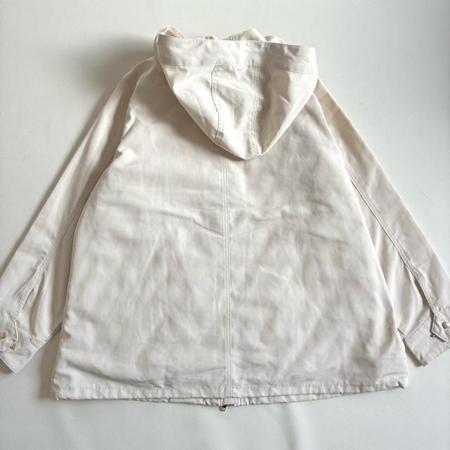 ◆美品◆インタープラネット◆キルティングライナー付マウンテンパーカー◆アイボリー < 女性ファッション ◆美品◆インタープラネット◆キルティングライナー付マウンテンパーカー◆アイボリー < 女性ファッションの