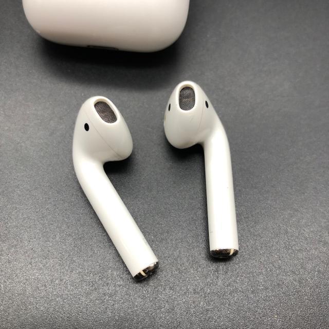 即決 純正 Apple アップル AirPods 第二世代 < 家電/AV  即決 純正 Apple アップル AirPods 第二世代 < 家電/AVの