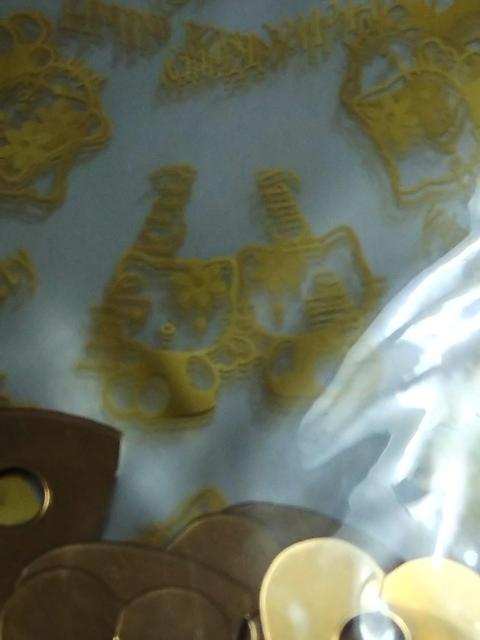 ハローキティ ☆ ギフトバッグ 金色のキティちゃん < おもちゃ  ハローキティ ☆ ギフトバッグ 金色のキティちゃん < おもちゃの