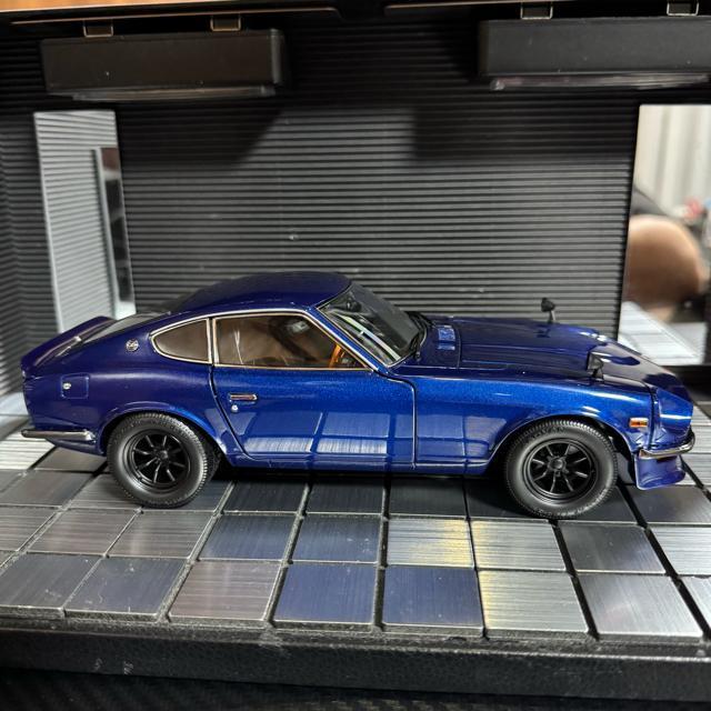 絶版未展示品 京商 1/18 フェアレディZ S30 Street Sports < ホビー  絶版未展示品 京商 1/18 フェアレディZ S30 Street Sports < ホビーの