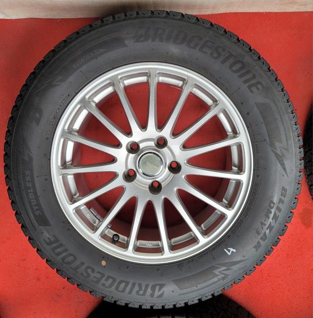 ECO FORME エコフォルムアルミホイール17インチ7J +38 pcd 114.3スタッドレスタイヤ付き4本セット < 自動車/バイク ECO FORME エコフォルムアルミホイール17インチ7J +38 pcd 114.3スタッドレスタイヤ付き4本セット < 自動車/バイク