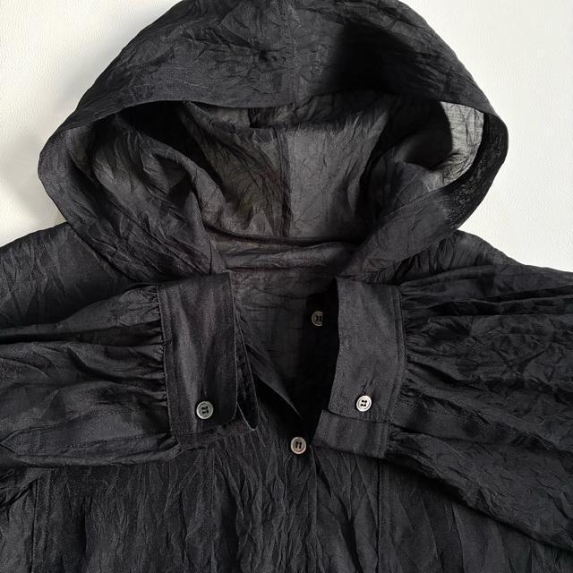 極美品◆4.2万◆セシカブルー◆シアードロストシャツパーカー◆黒◆ L◆シワ加工 < 女性ファッション 極美品◆4.2万◆セシカブルー◆シアードロストシャツパーカー◆黒◆ L◆シワ加工 < 女性ファッションの