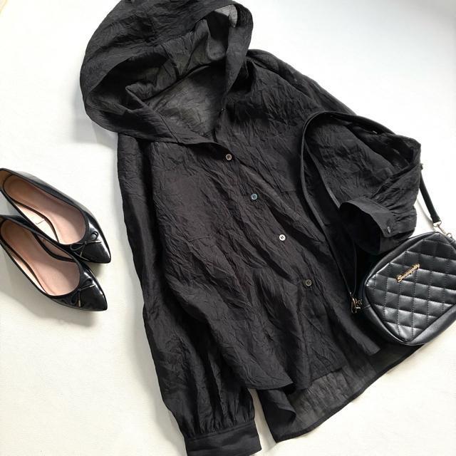 極美品◆4.2万◆セシカブルー◆シアードロストシャツパーカー◆黒◆ L◆シワ加工 < 女性ファッション 極美品◆4.2万◆セシカブルー◆シアードロストシャツパーカー◆黒◆ L◆シワ加工 < 女性ファッションの