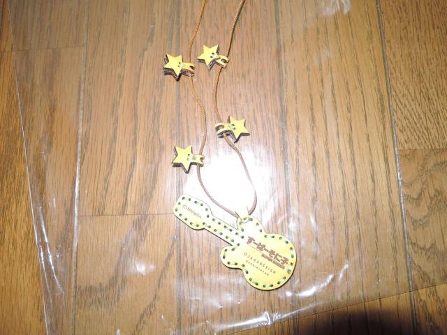 新品 OJAGA DESIGN × すーぱーそに子 レザー ネックレス ギター 革 ☆星 オジャガデザイン < アニメ/コミック/キャラクター  新品 OJAGA DESIGN × すーぱーそに子 レザー ネックレス ギター 革 ☆星 オジャガデザイン < アニメ/コミック/キャラクターの