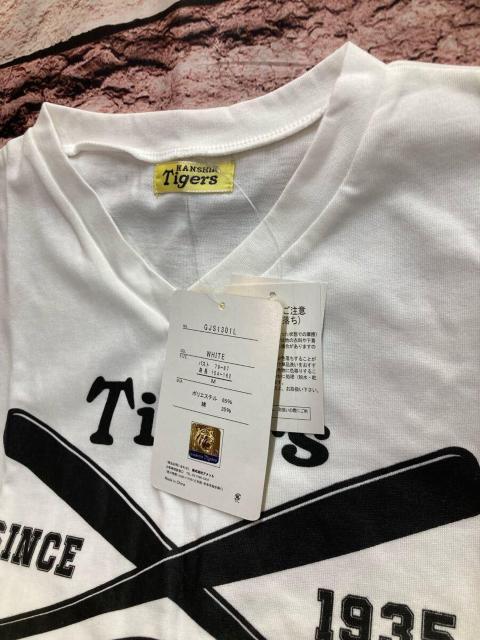 送料無料!目標は日本一!頑張れっ!『Tigers』レディース綿混TシャツA柄(画像から)1枚 < 女性ファッション  送料無料!目標は日本一!頑張れっ!『Tigers』レディース綿混TシャツA柄(画像から)1枚 < 女性ファッションの