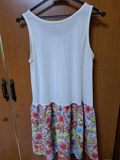 �A�@�����������s�[�X �� �����t�@�b�V������ 