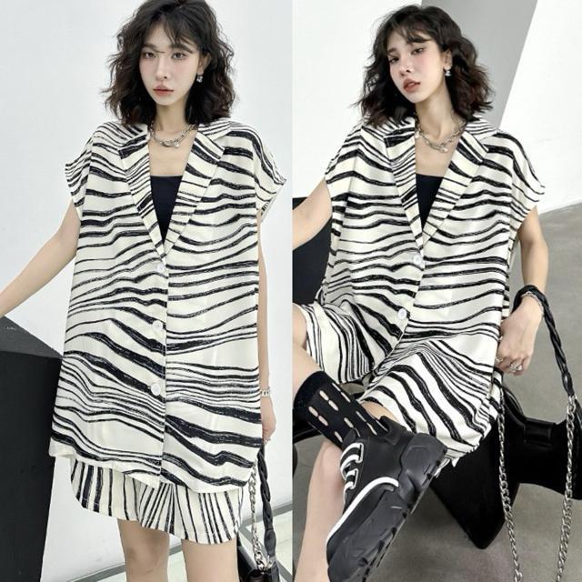 セットアップ 上下セット ボーダーストライプ柄 ブラウス ショートパンツ 大きいサイズ < 女性ファッション  セットアップ 上下セット ボーダーストライプ柄 ブラウス ショートパンツ 大きいサイズ  < 女性ファッションの