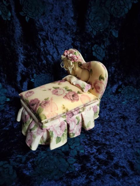 �h�[���x�b�h/�W���G���[�{�b�N�X  �� ��������� 