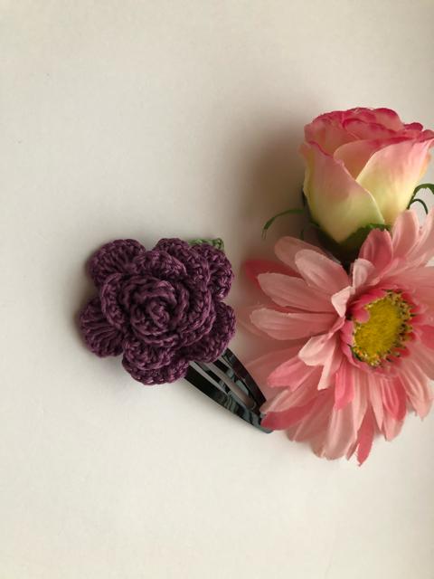 ハンドメイド スリーピン パッチンピン 薔薇 パープル < 女性ファッション  ハンドメイド スリーピン パッチンピン 薔薇 パープル < 女性ファッションの