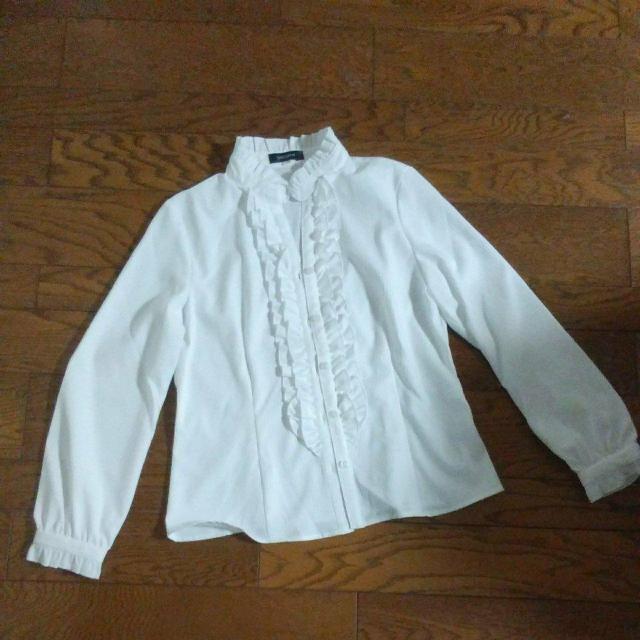 ONEIROS 白 ブラウス 美品 13R < 女性ファッション ONEIROS 白 ブラウス 美品 13R < 女性ファッションの