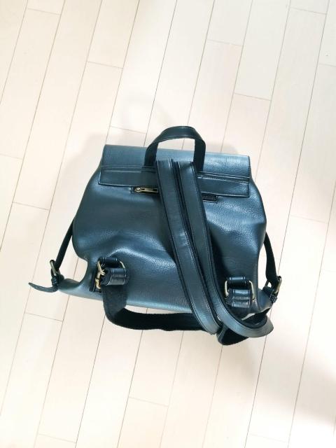 レザー リュック 黒 バッグ < 女性ファッション  レザー リュック 黒 バッグ < 女性ファッションの