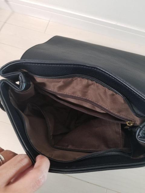 レザー リュック 黒 バッグ < 女性ファッション  レザー リュック 黒 バッグ < 女性ファッションの