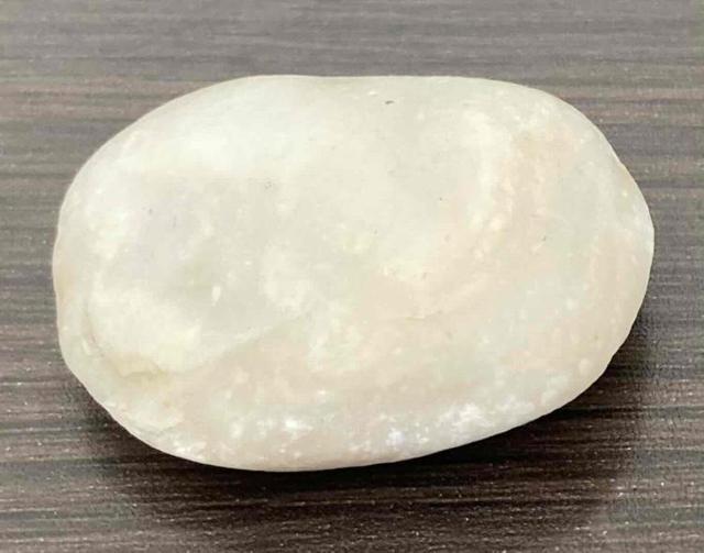 3,300円スタート!「お守り」や「ワイヤー作家」や「ジュエリー作家」の素材に阿波翡翠(ジェイド)原石 < 女性ファッション  3,300円スタート!「お守り」や「ワイヤー作家」や「ジュエリー作家」の素材に阿波翡翠(ジェイド)原石  < 女性ファッションの