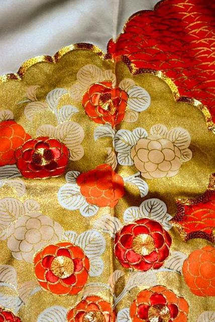 【最高峰】新品同様 本金箔 金駒シシュウ 雲取り吉祥花文 クリーニング済 振袖 身丈164cm 裄丈64.5cm T3407 < 女性ファッション  【最高峰】新品同様 本金箔 金駒シシュウ 雲取り吉祥花文 クリーニング済 振袖 身丈164cm 裄丈64.5cm T3407 < 女性ファッションの