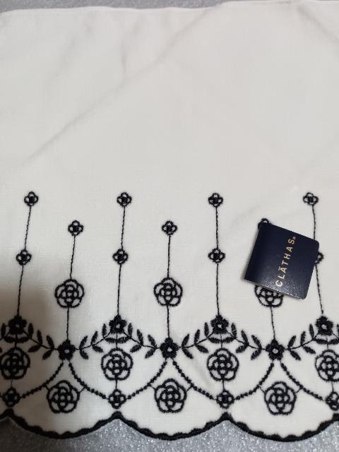 レア 新品 CLATHAS クレイサス タオル ハンカチ 白 黒カメリア < ブランド レア 新品 CLATHAS クレイサス タオル ハンカチ 白 黒カメリア < ブランドの