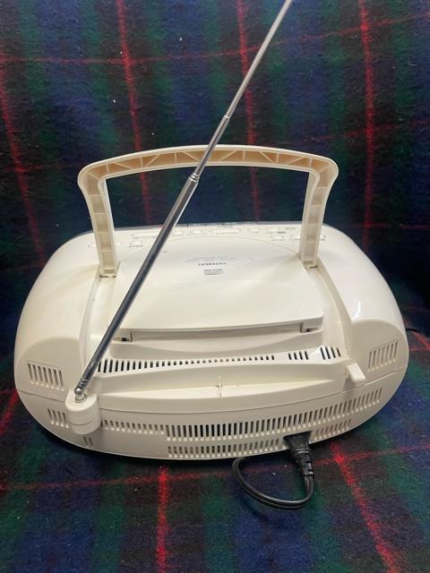 カセットOK AMFMラジオOK CDダメ 東芝TY-CK4 TOSHIBA カセット 白 東芝 CDラジオカセットレコーダー < CD/DVD/ビデオ カセットOK AMFMラジオOK CDダメ 東芝TY-CK4 TOSHIBA カセット 白 東芝 CDラジオカセットレコーダー < CD/DVD/ビデオの