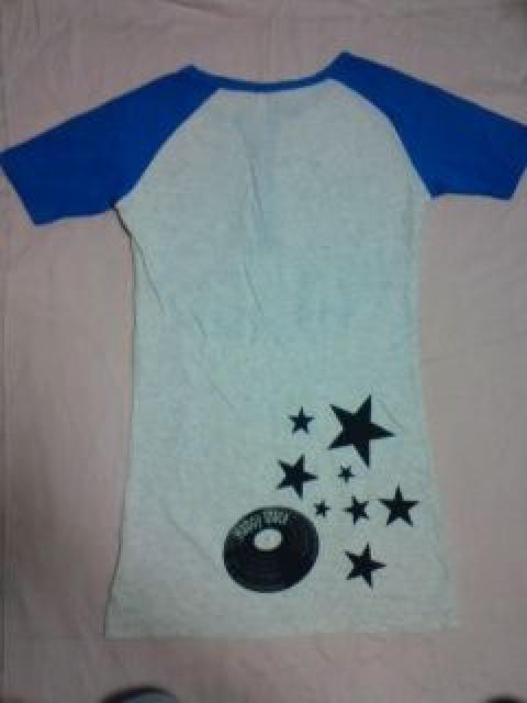 ロング丈Tシャツ ブルー×アイボリーサーフ アゲハ新品タグ 激安 < 女性ファッション  ロング丈Tシャツ ブルー×アイボリーサーフ アゲハ新品タグ 激安 < 女性ファッションの