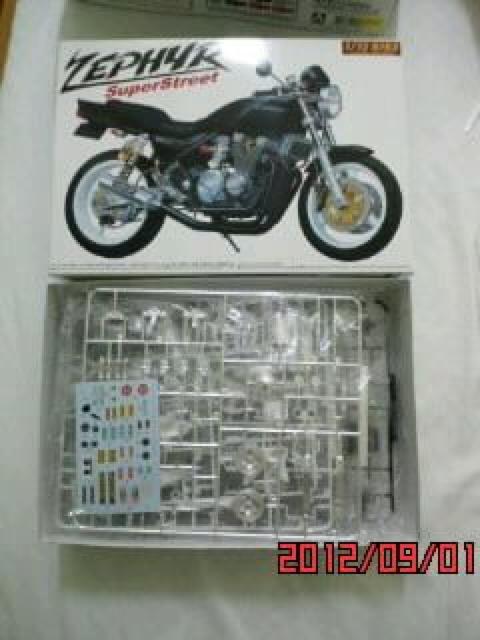 アオシマ 1/12バイクシリーズ カワサキ ゼファー スーパーストリート < ホビー  アオシマ 1/12バイクシリーズ カワサキ ゼファー スーパーストリート  < ホビーの