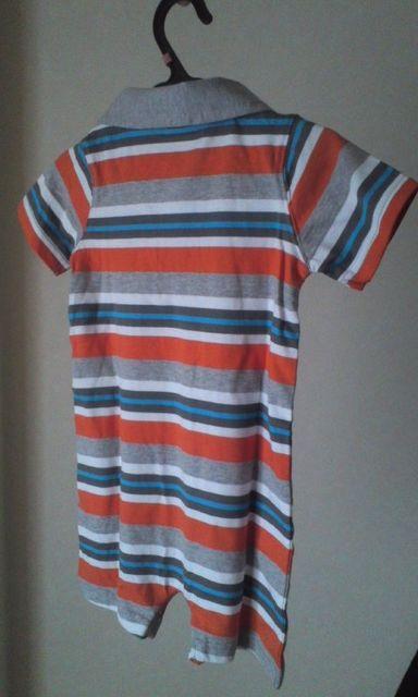 新品☆carter's12monthsボーダーポロシャツ風ロンパ♪ < ブランド 新品☆carter's12monthsボーダーポロシャツ風ロンパ♪ < ブランドの